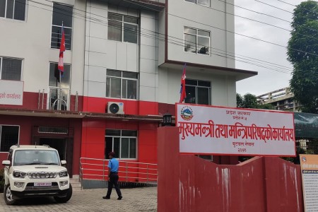 लुम्बिनीमा मन्त्रीपरिषद् विस्तार हुँदै